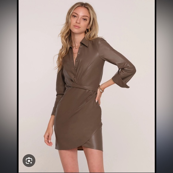 Heartloom | Revolve | Charlize Wrap Dress ~ Vegan Leather Wrap ~ Size Small - Picture 1 of 8